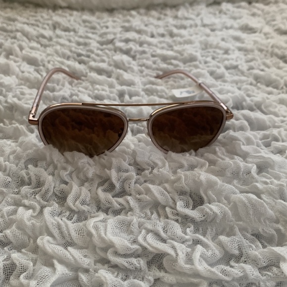Tory Burch sunglasses Brand New super nice - Picture 4 of 8